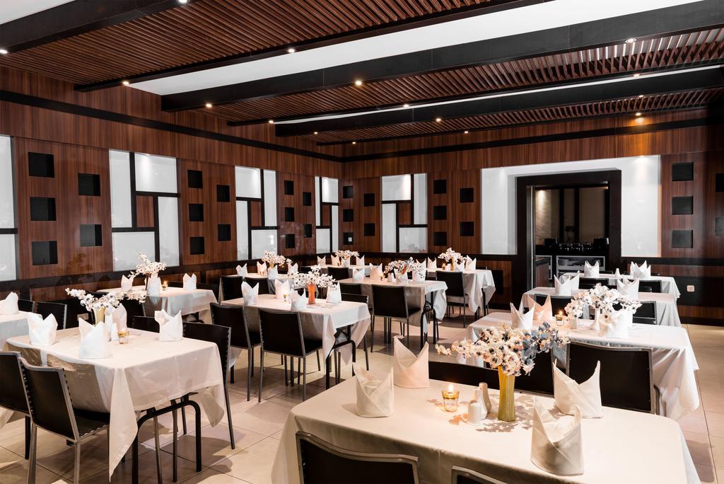 Atsari Hotel Парапат Экстерьер фото