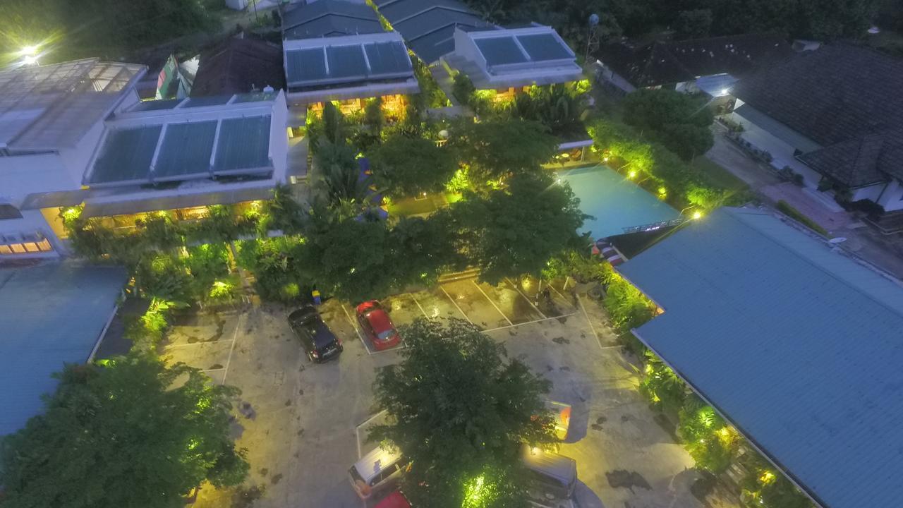 Atsari Hotel Парапат Экстерьер фото
